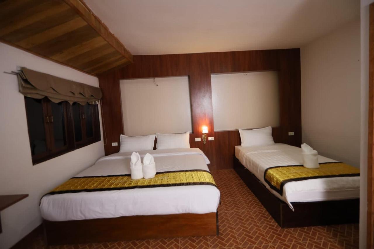 Lacasa Vang Vieng Hotel エクステリア 写真