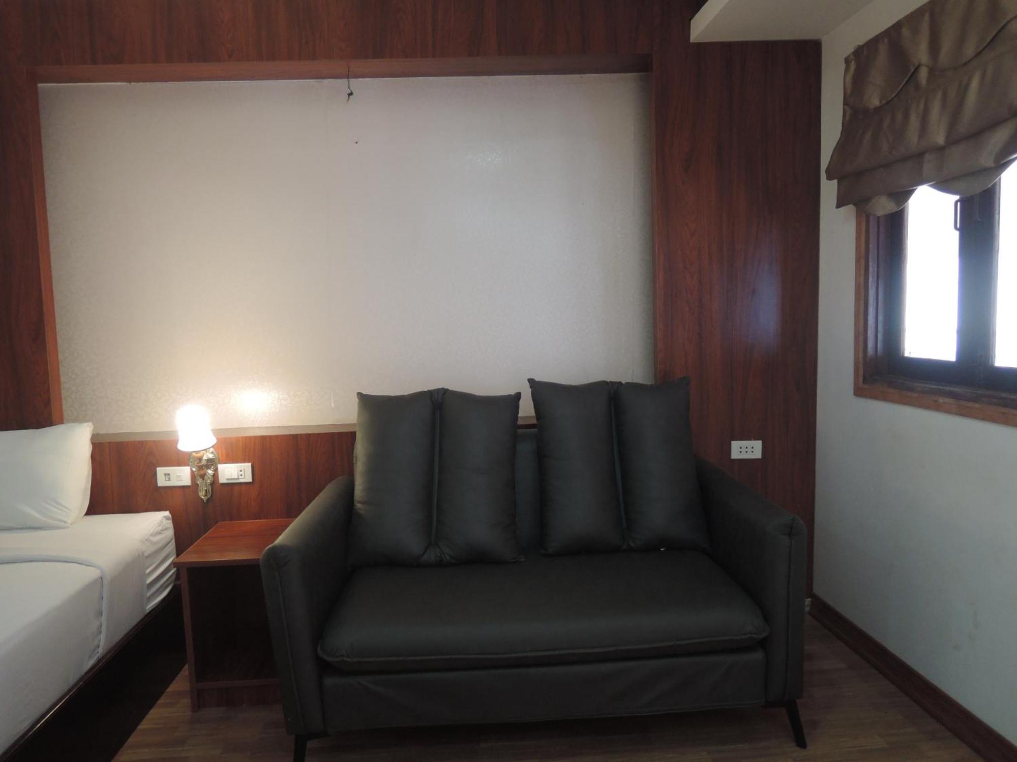 Lacasa Vang Vieng Hotel エクステリア 写真