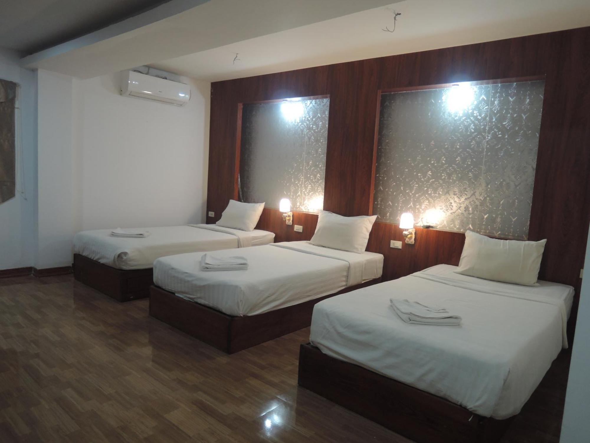 Lacasa Vang Vieng Hotel エクステリア 写真