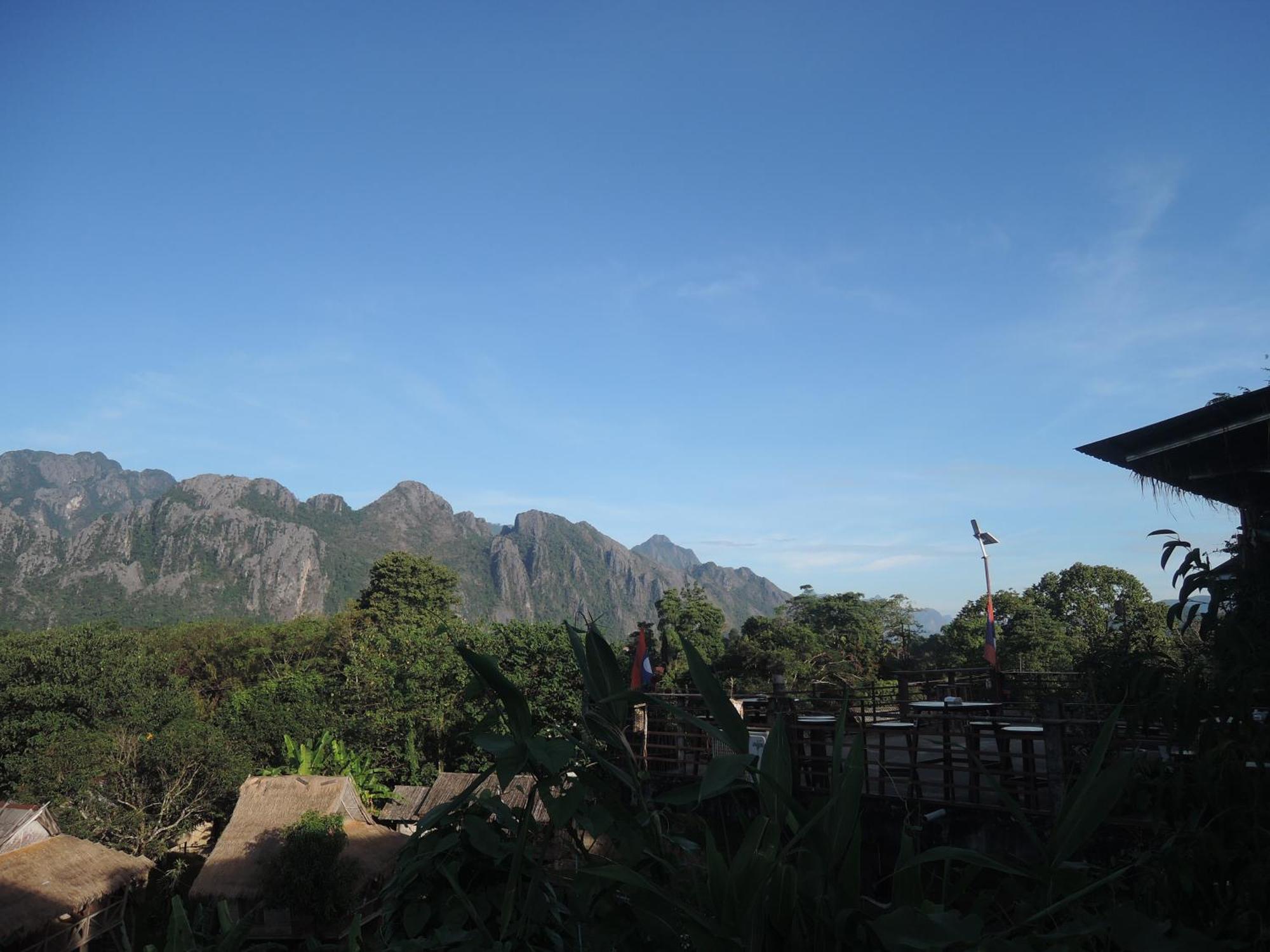 Lacasa Vang Vieng Hotel エクステリア 写真